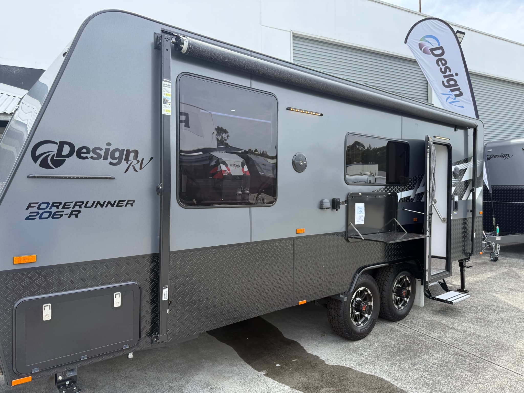 2025 Design RV Forerunner V7-Club: 21'6"