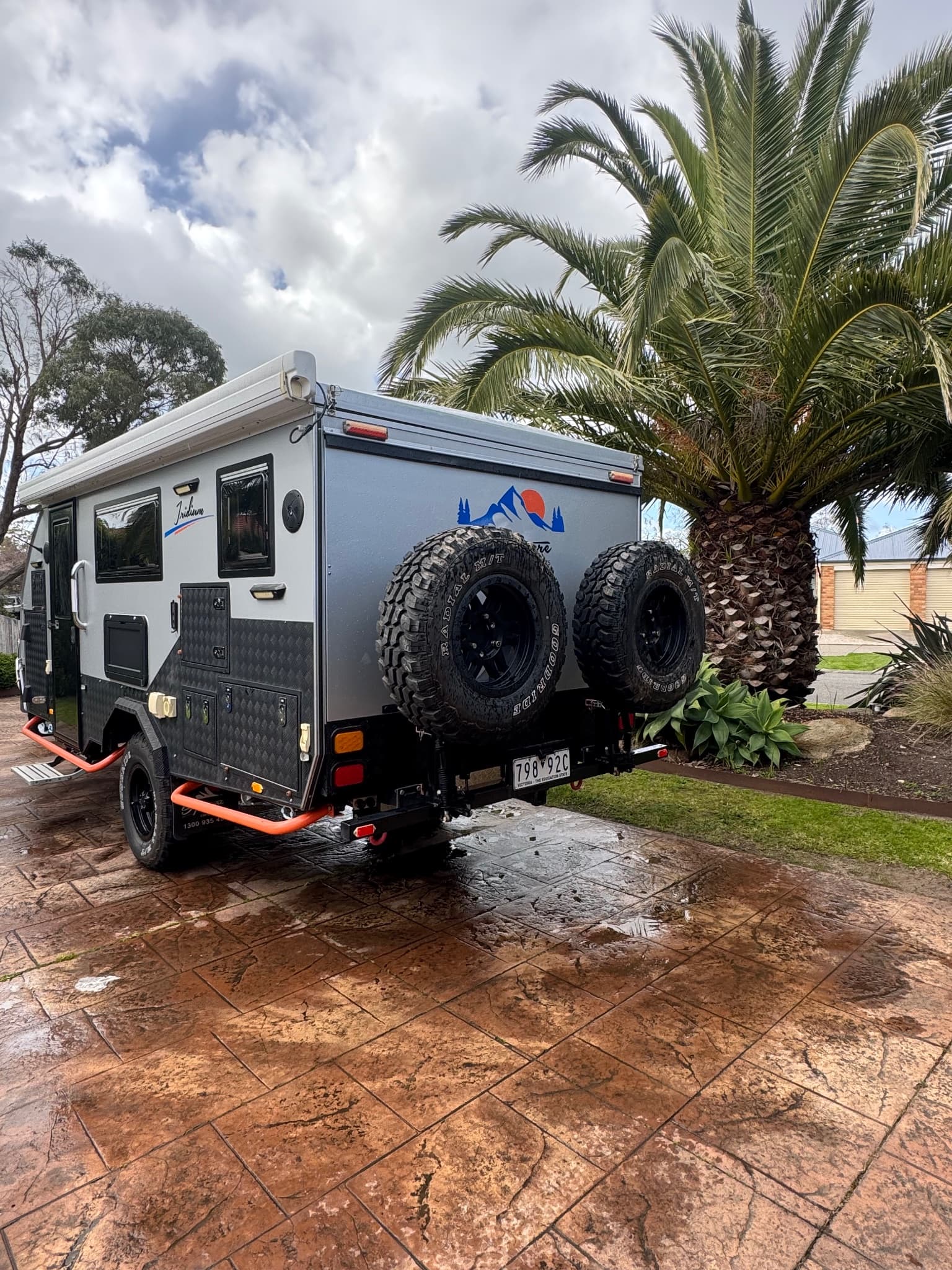 2022 Signature Camper Trailers SCT Iridium 15 — photo 2