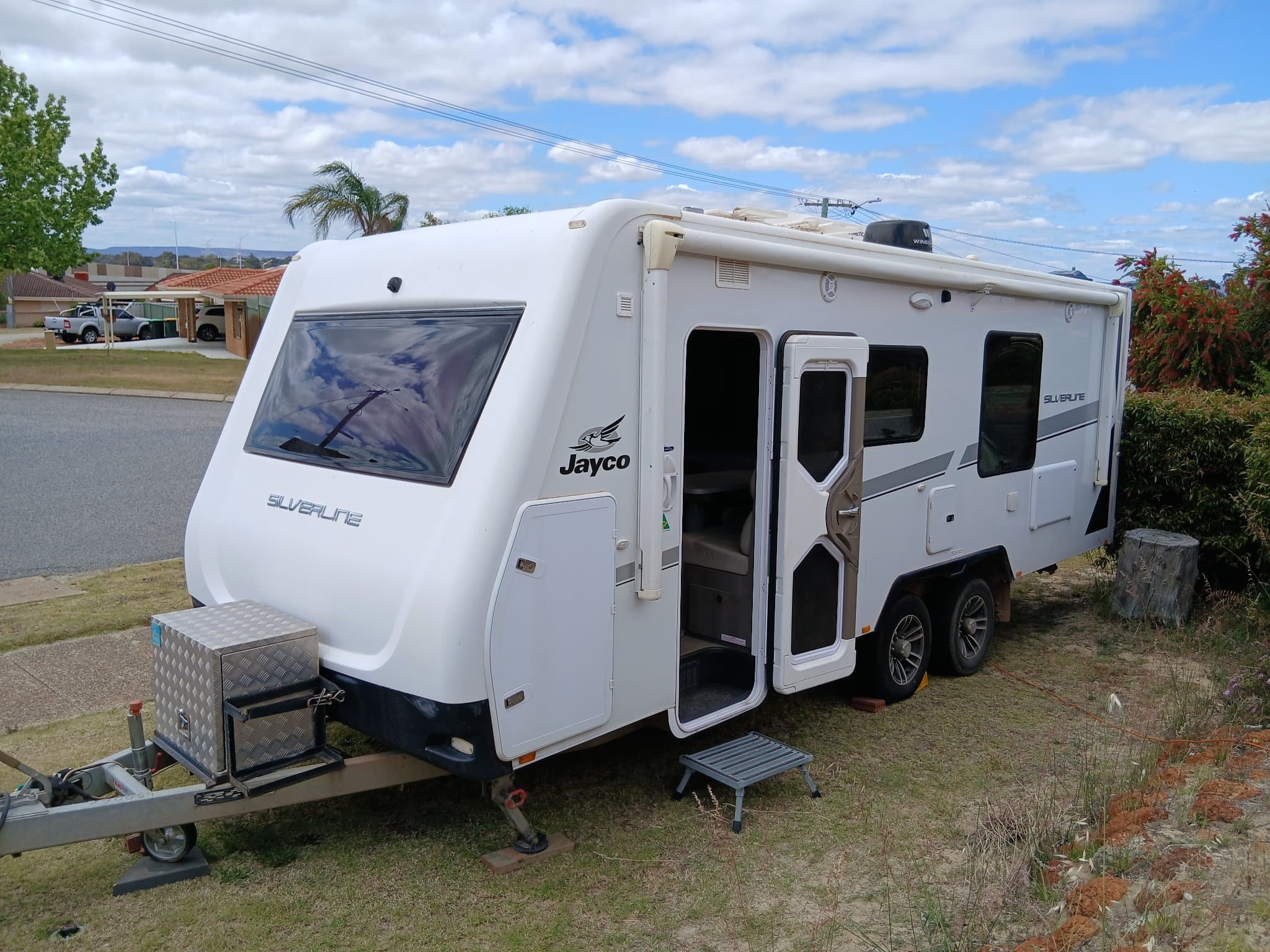 2019 Jayco Silverline 21.65-3 Touring