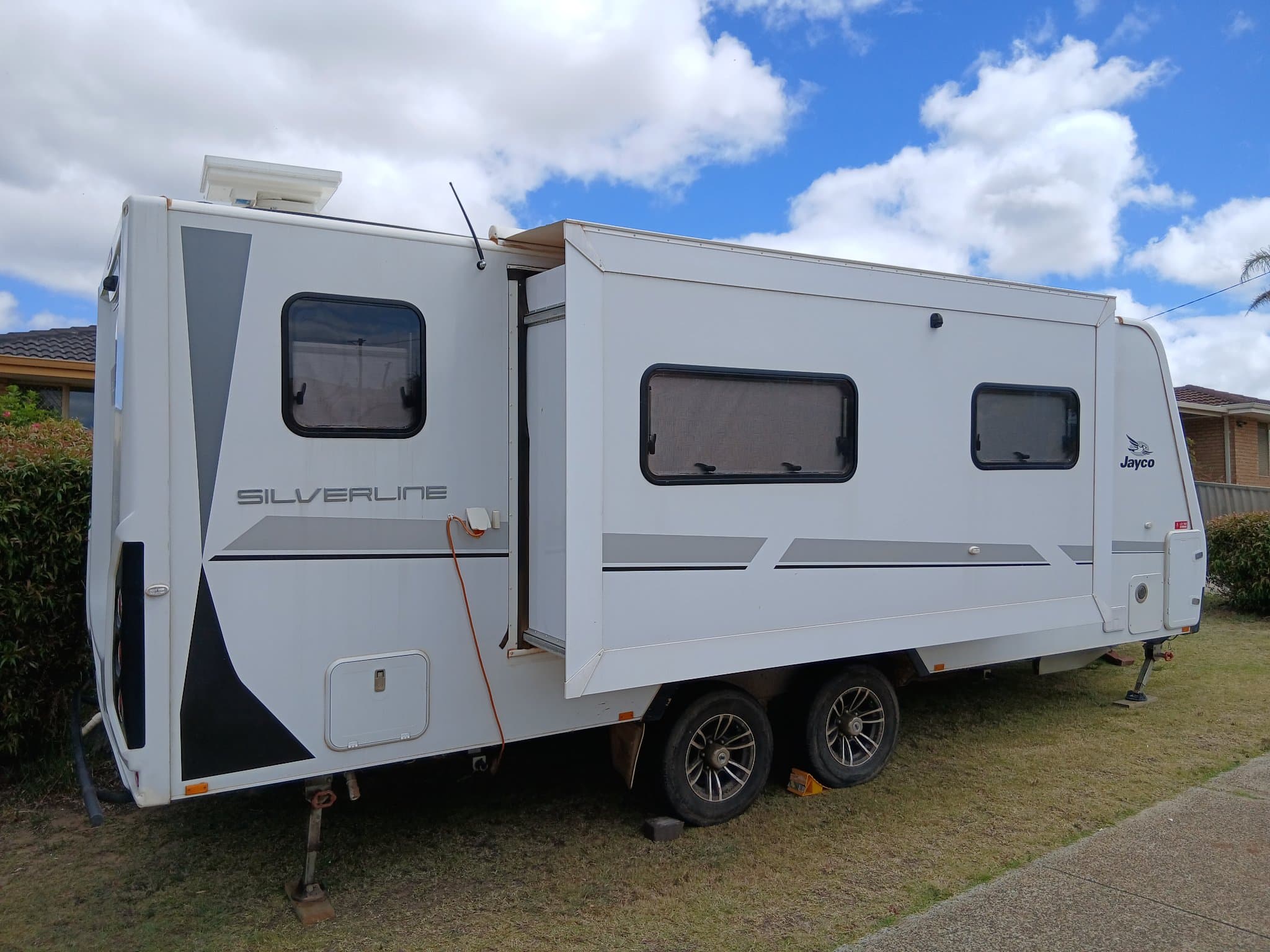 2019 Jayco Silverline 21.65-3 Touring — photo 2