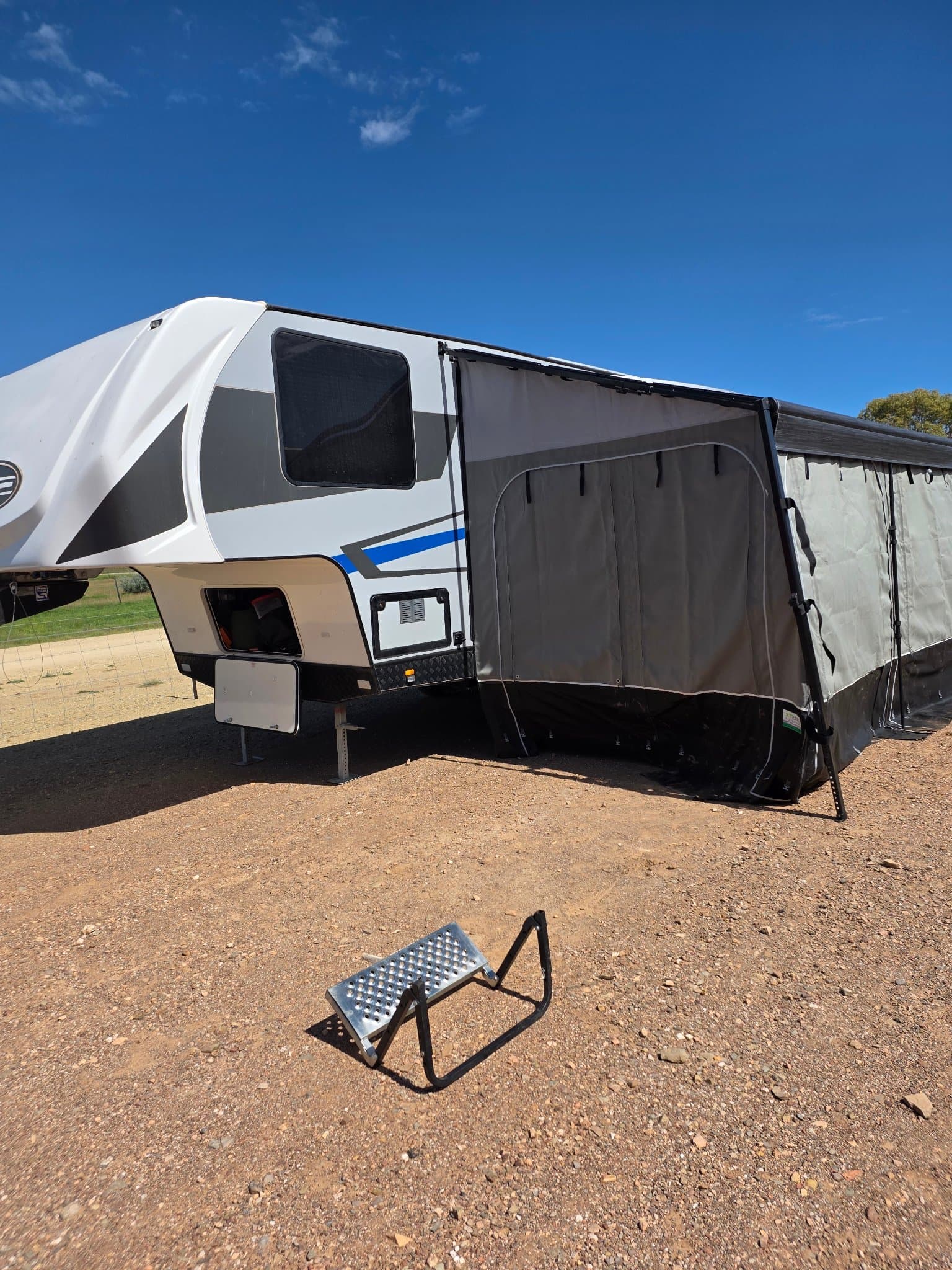 2024 Sunliner Houston 5H461
