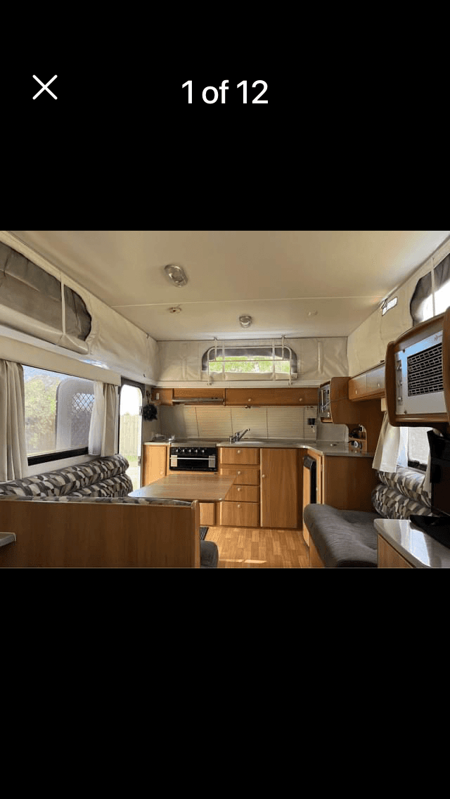 2010 Jayco Discovery 17.55-1 OB DY — photo 2