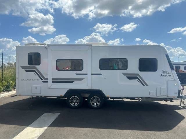 2018 Jayco Silverline 21.65-3 Touring