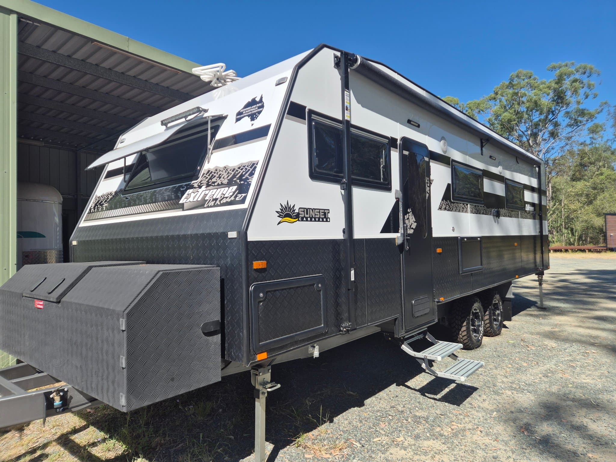 2024 Ausflex Caravans Extreme 27' On Road