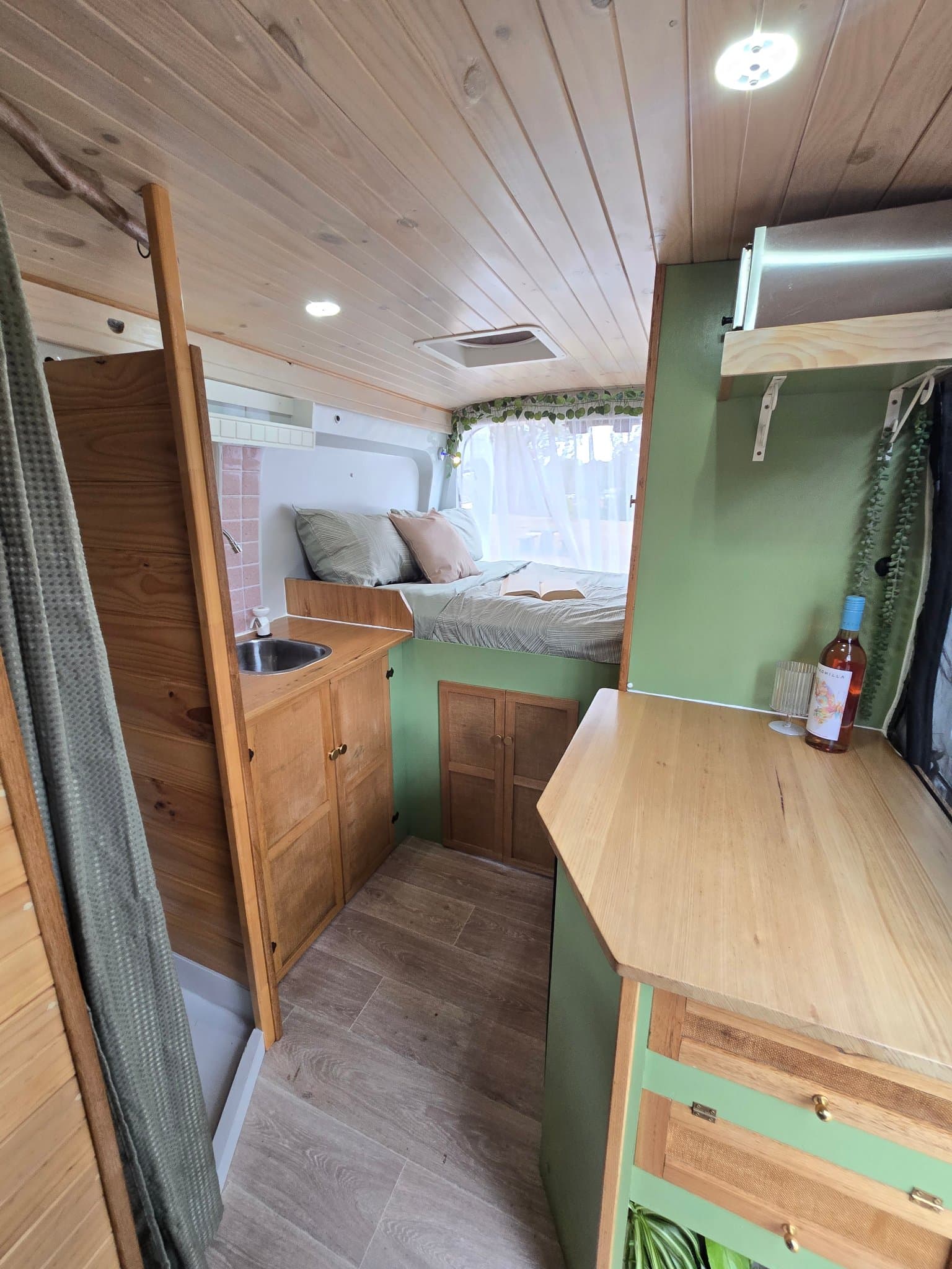 2022 LDV Deliver 9 — photo 2