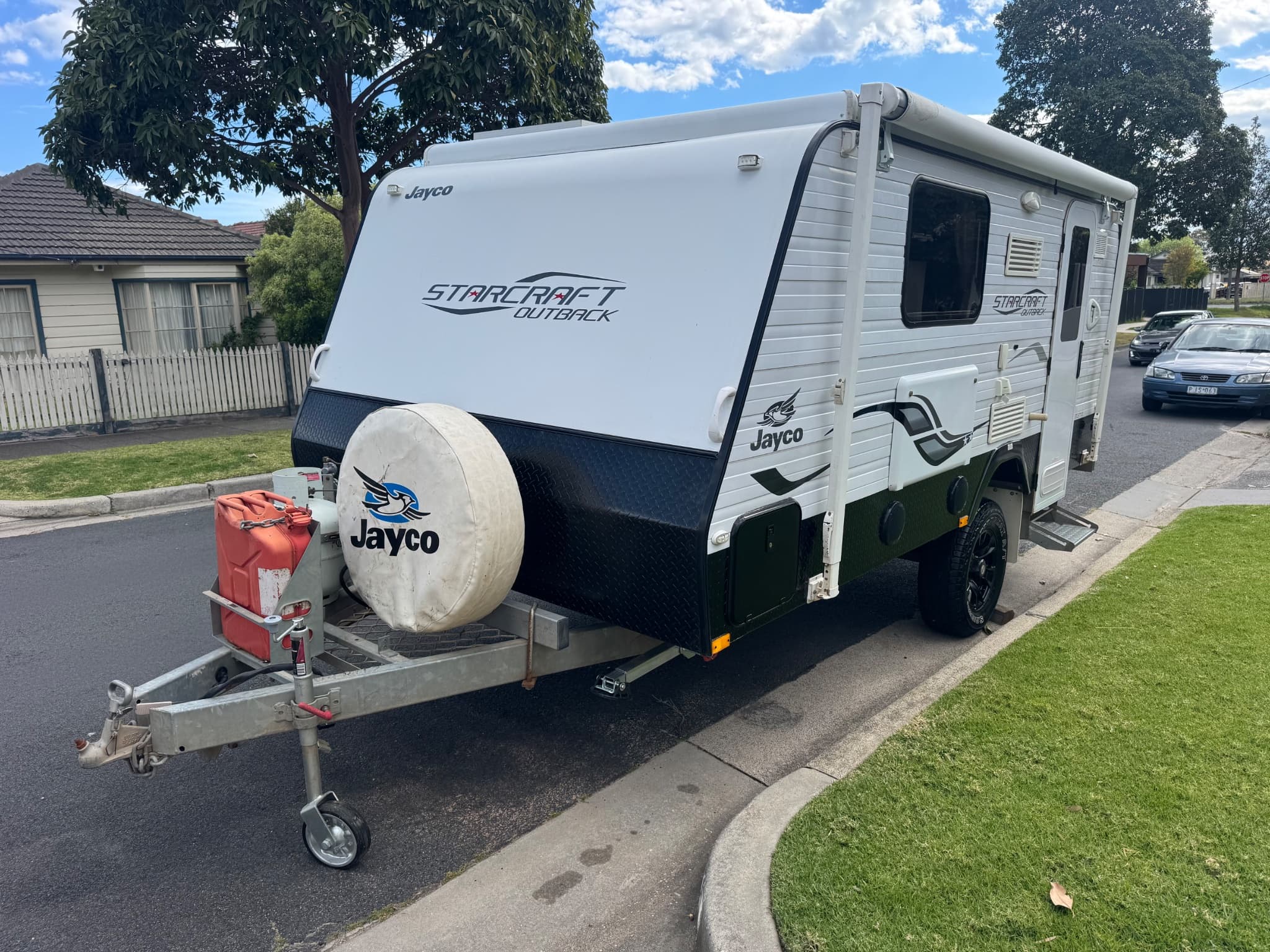 2016 Jayco StarCraft Outback 13.42-2