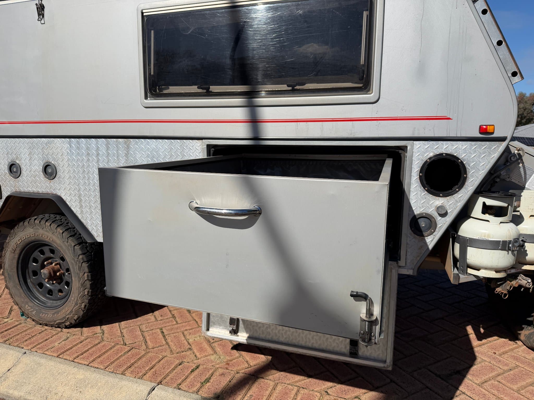 2012 Australian Off Road (AOR) Quantum — photo 2