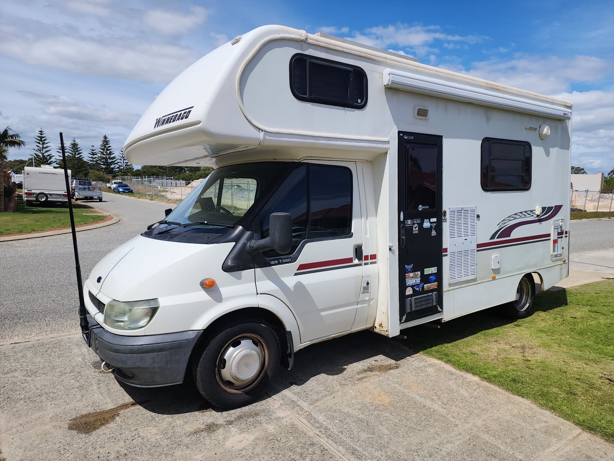 2004 Winnebago Apollo