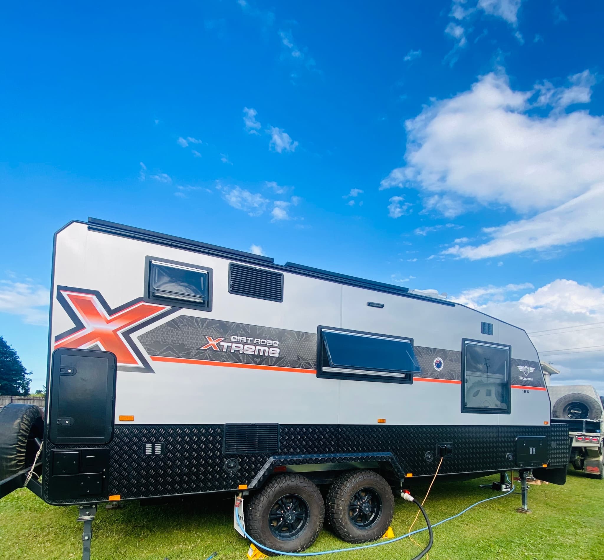 2025 JB Caravans Dirt Roader 19'6 Front Door Cafe
