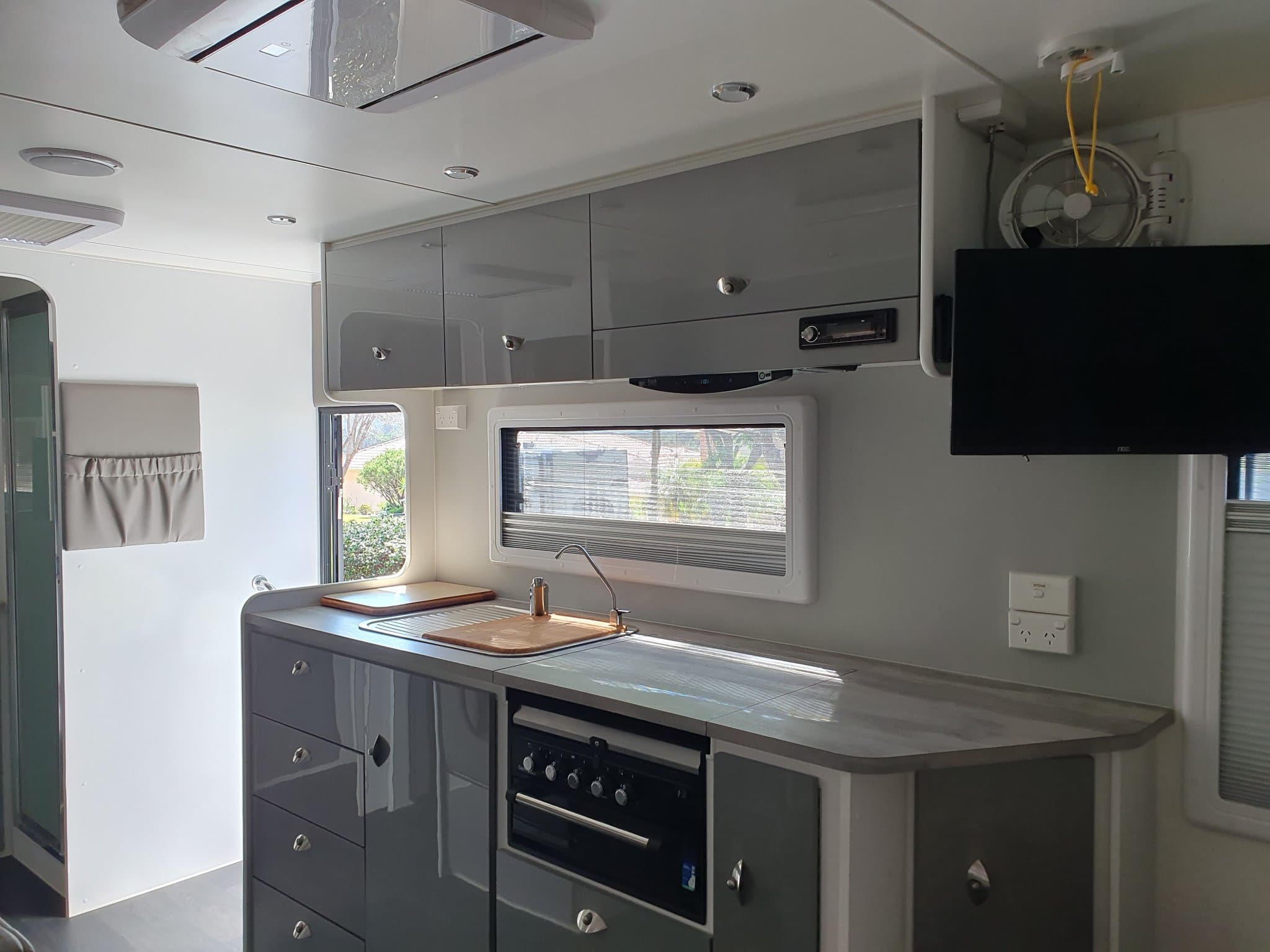 2022 Ocean Breeze Caravans OCEANBR — photo 2