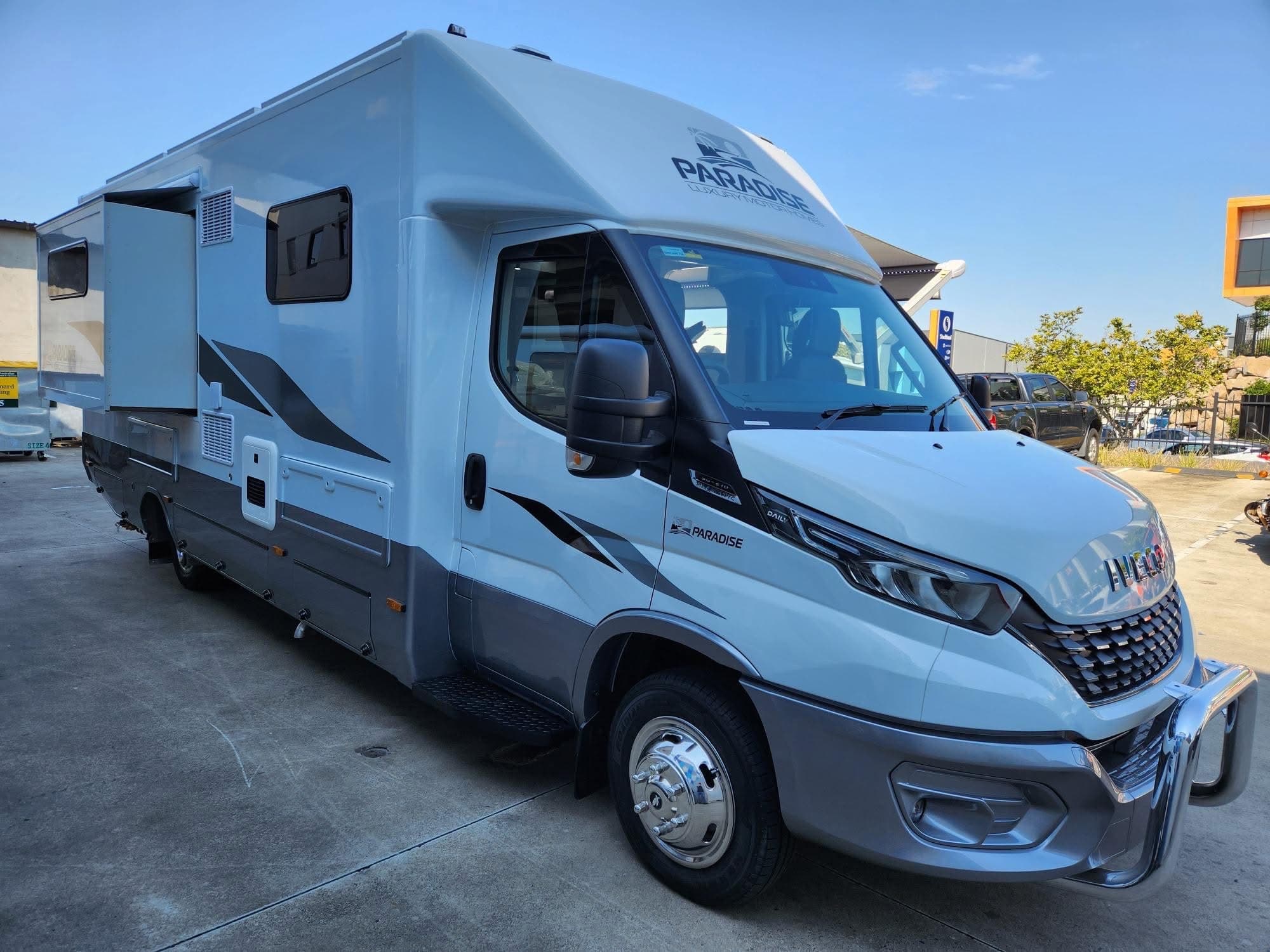 2023 Paradise SL Club Deluxe