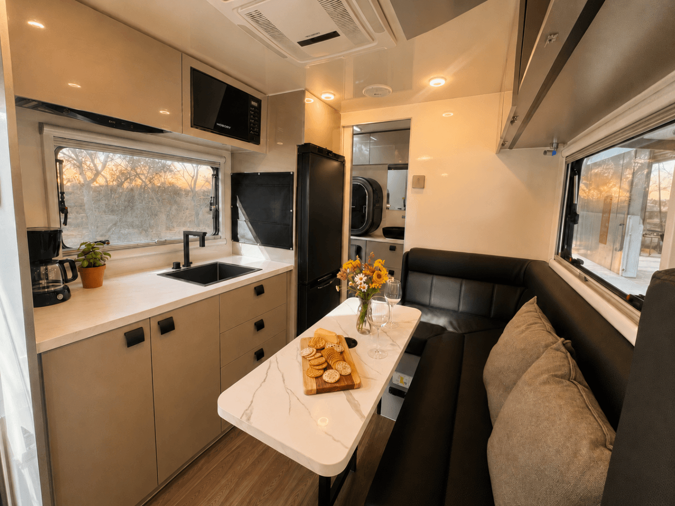 2027 Long Haul Campers T-REX HR16 Island — photo 2