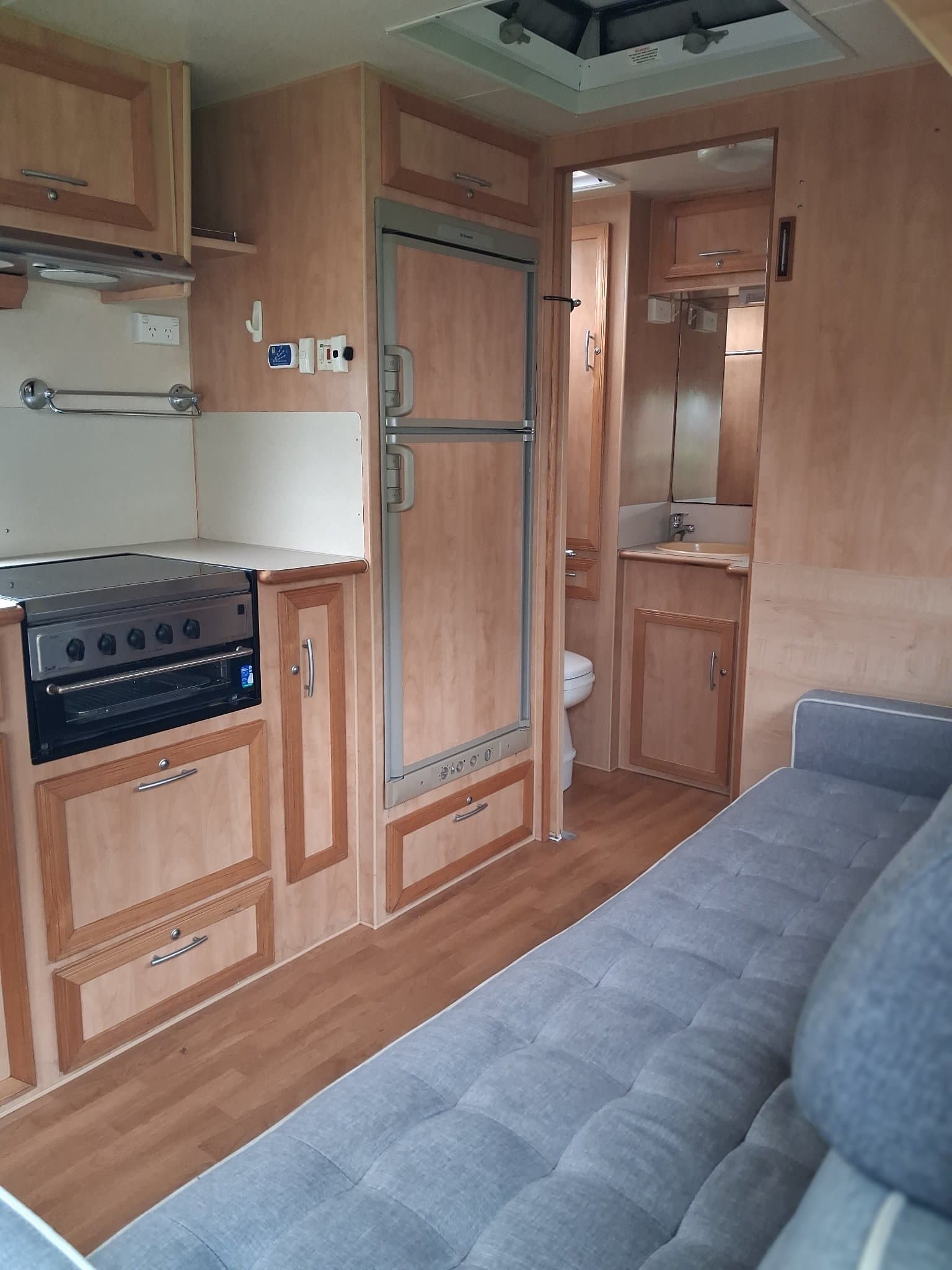 2008 Lotus Caravans Trackvan — photo 2