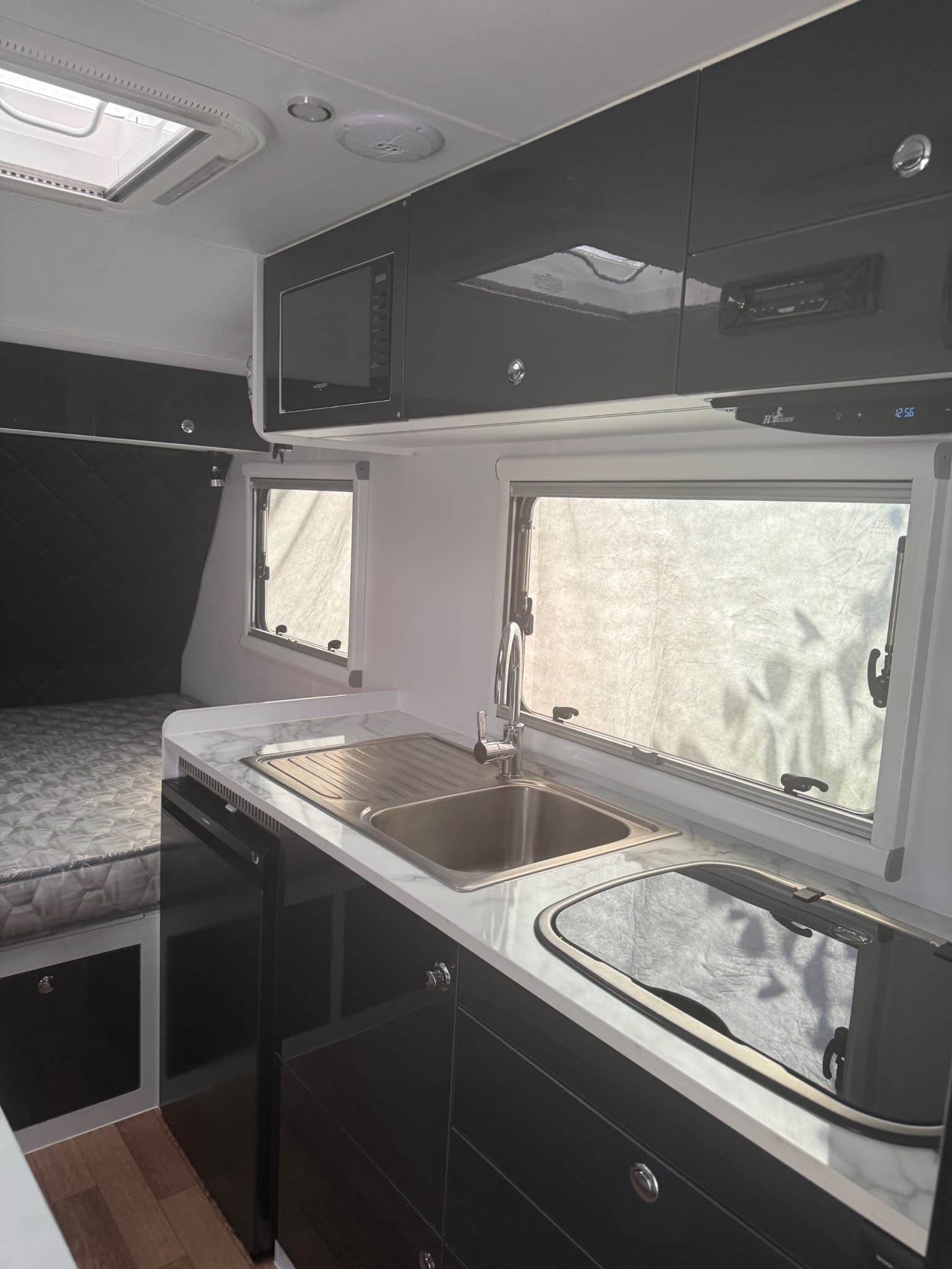 2024 Market Direct Campers (MDC) FORTE SR14 — photo 2