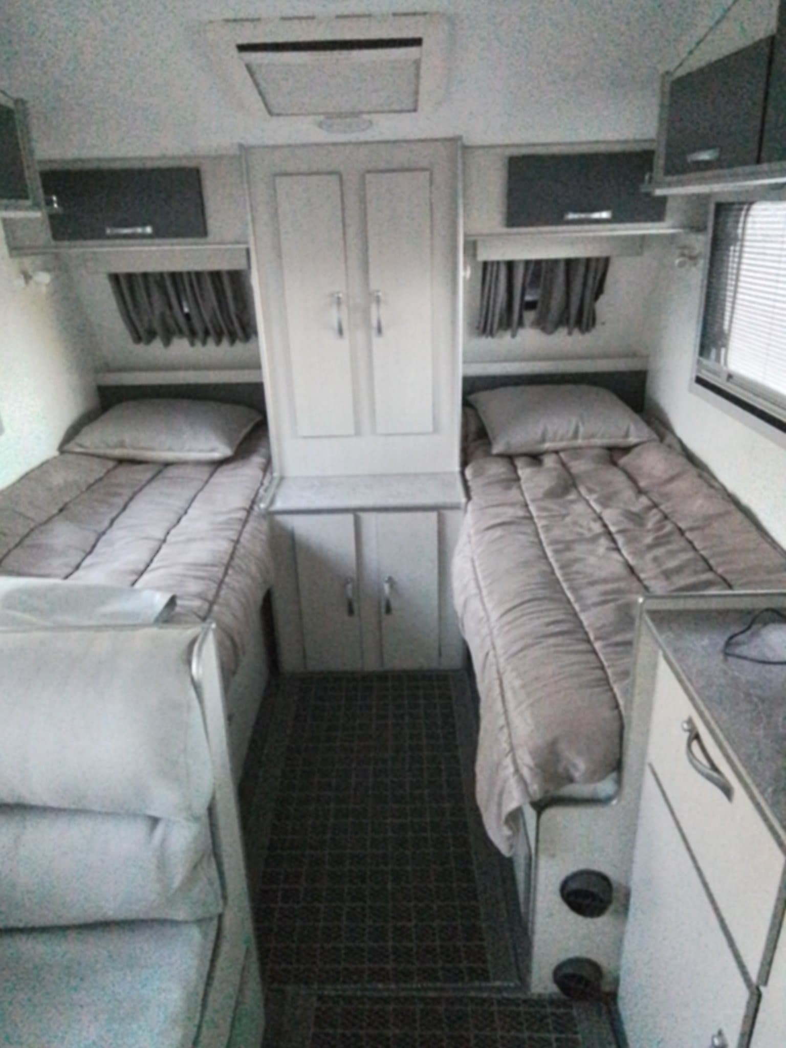 2014 Supreme Caravans Classic Tourer 2000 — photo 3
