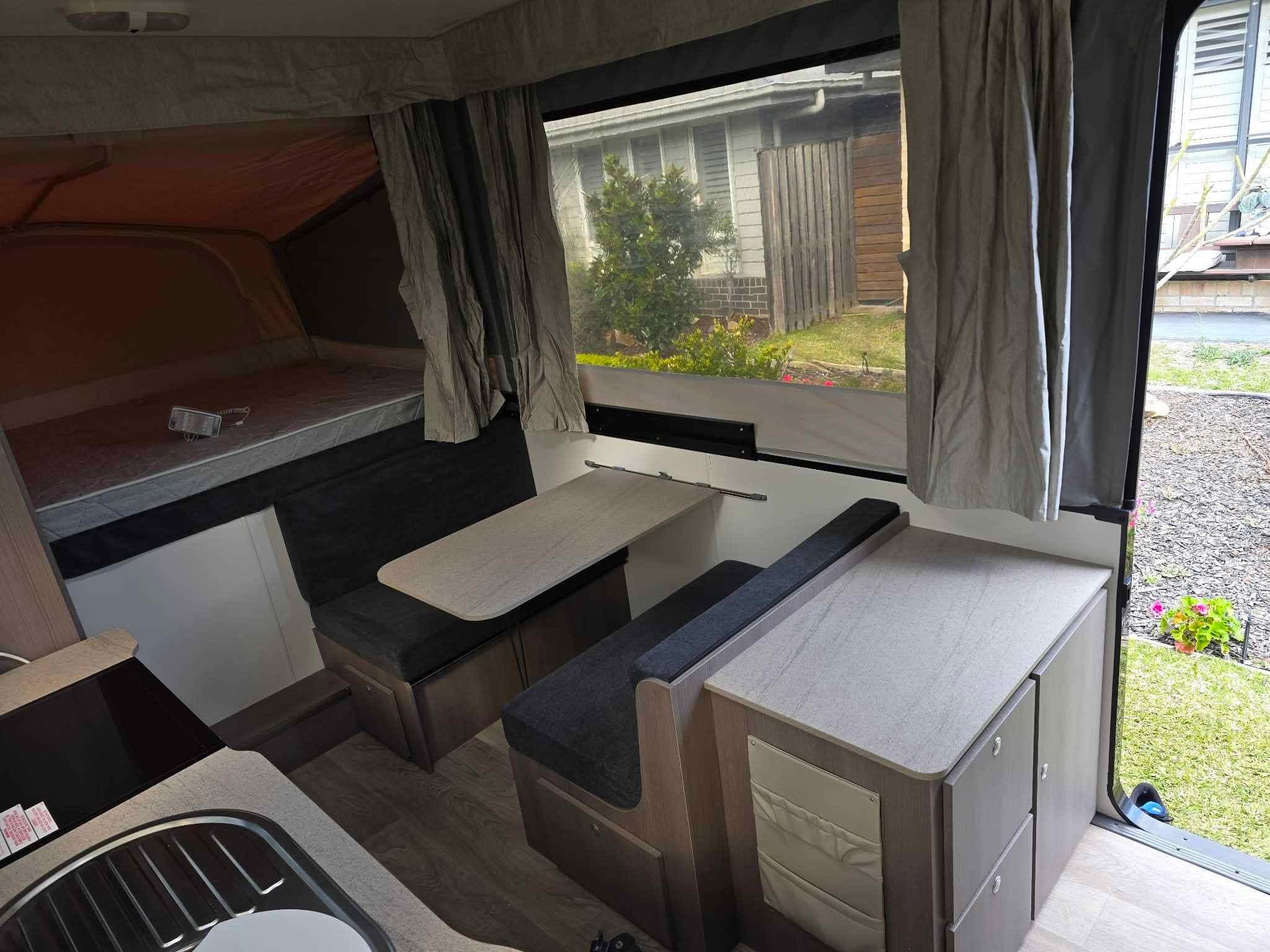 2023 Jayco Swan Tourer — photo 2