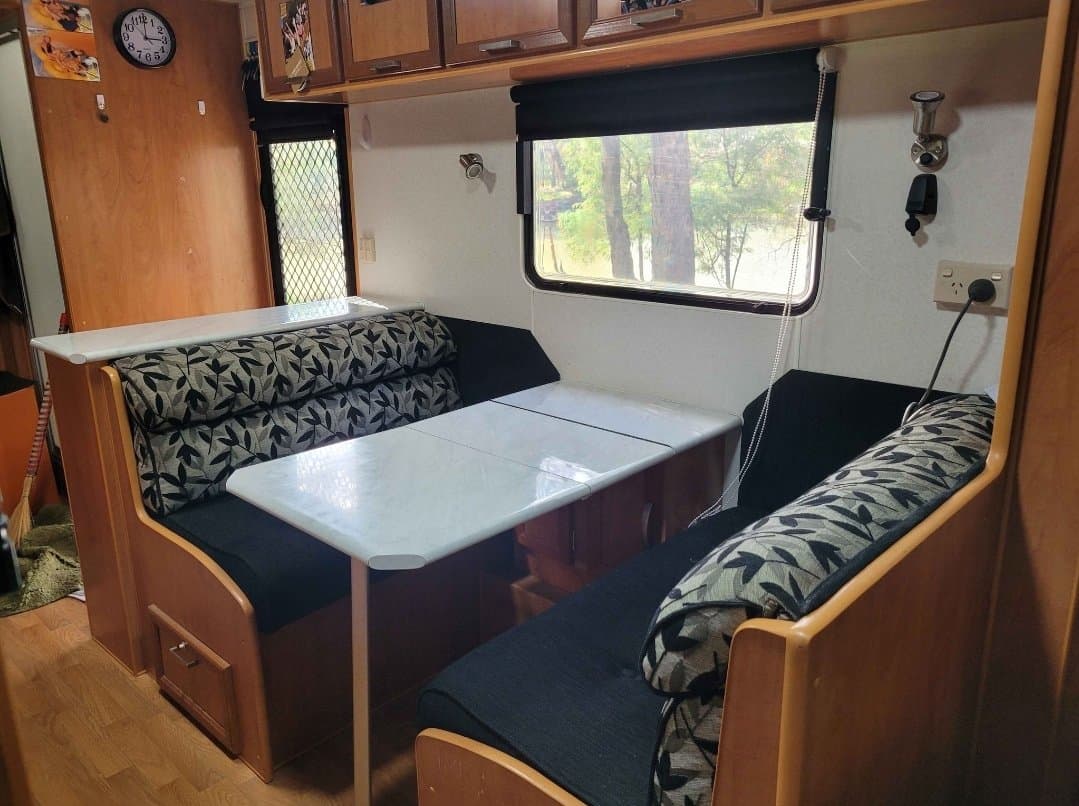 2012 Galaxy Caravans Odyssey — photo 2