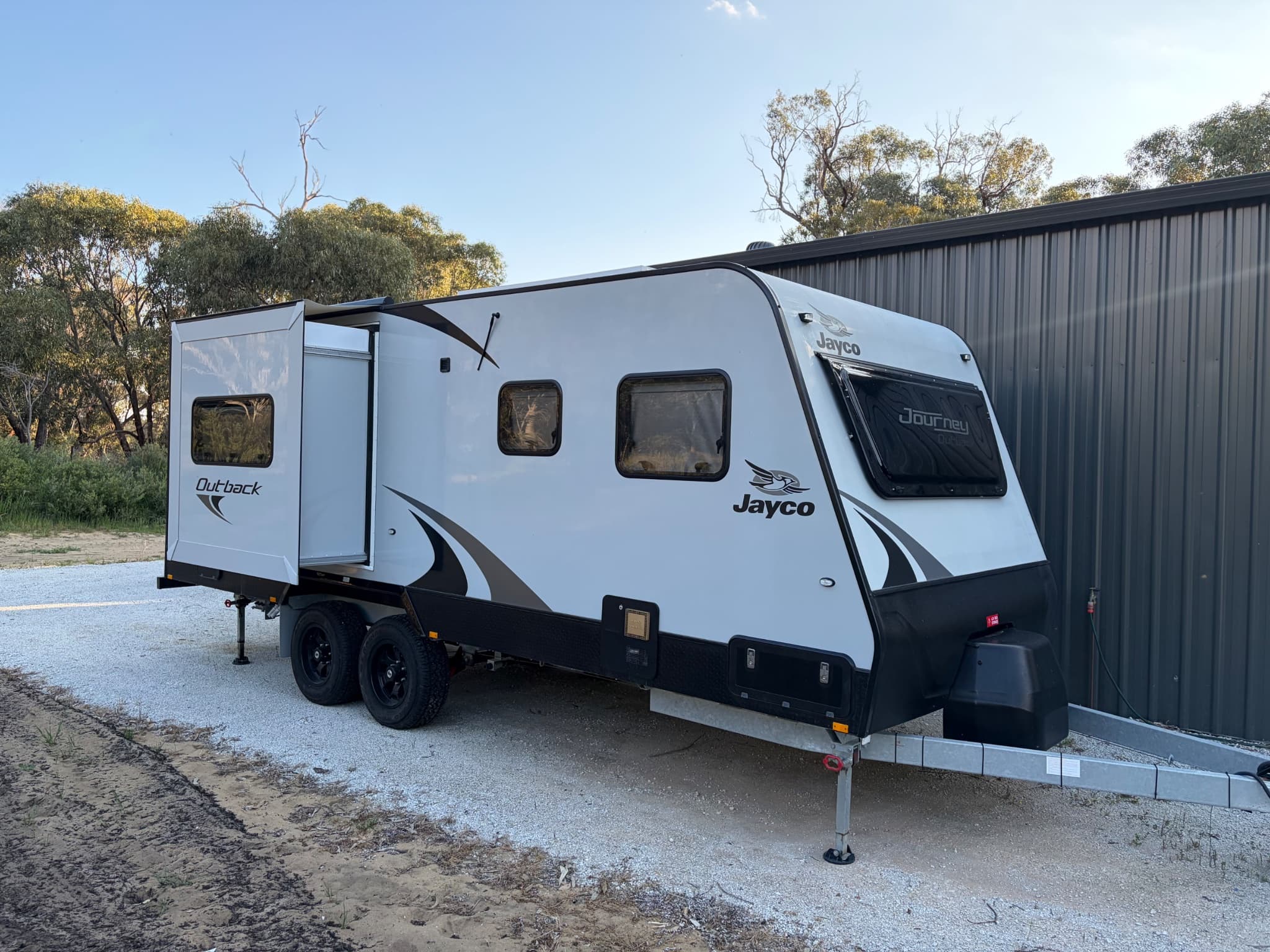 2023 Jayco Journey 21.3-3 Outback
