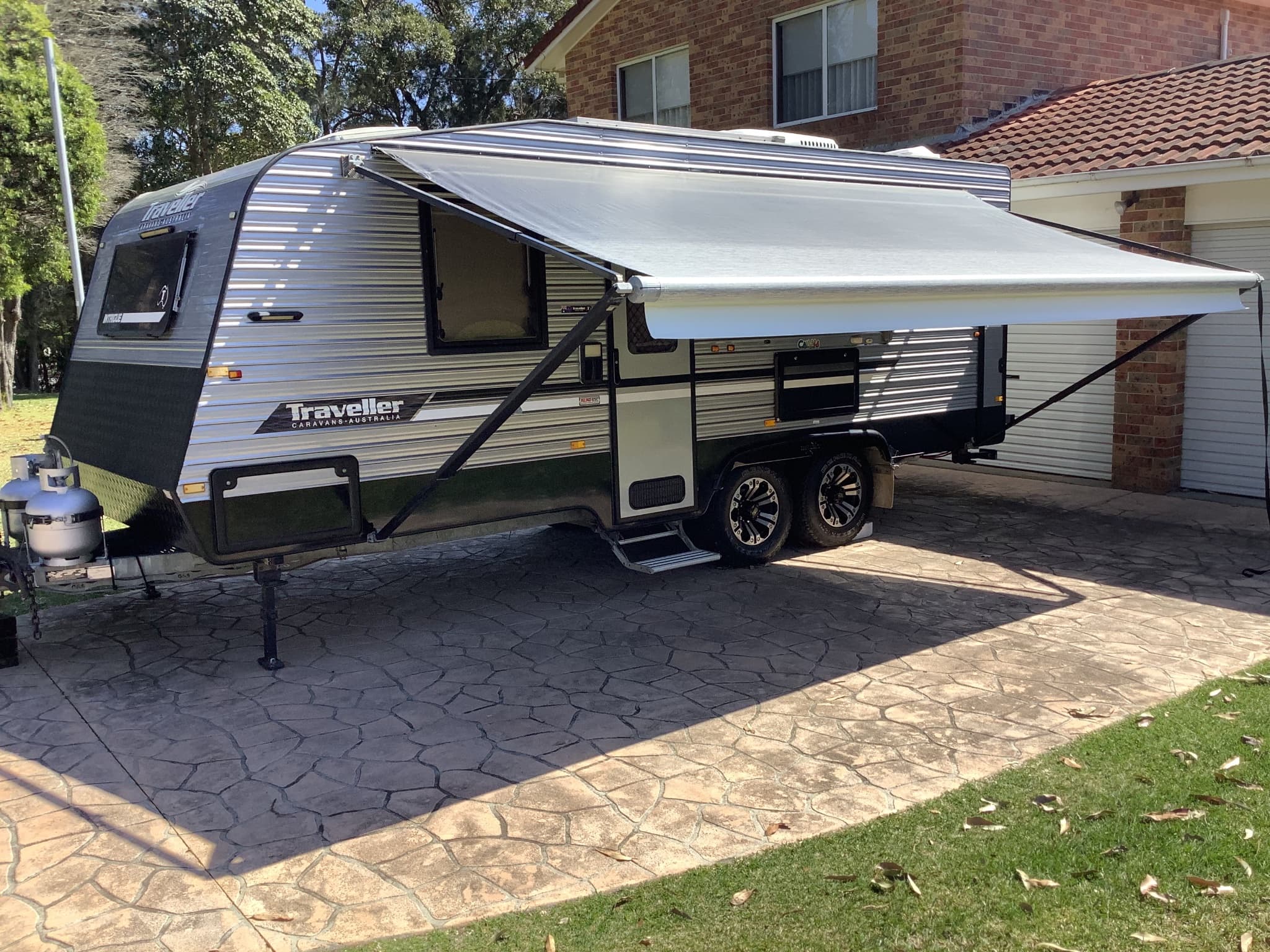 2015 Traveller Intrigue — photo 2