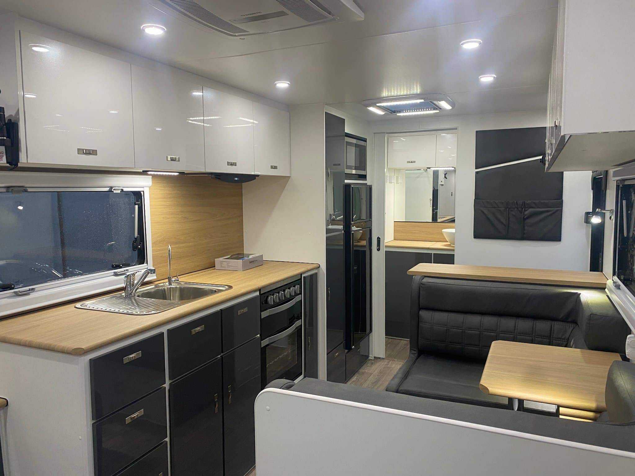 2023 Seascape Caravans Trackbreaker Couple 206-1 — photo 2